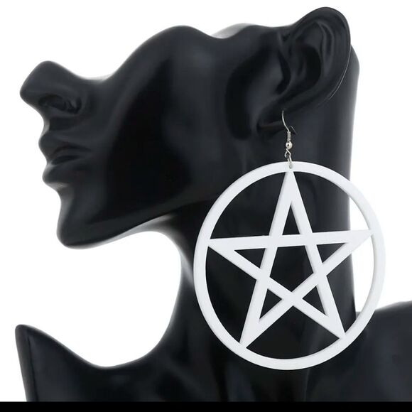 NWOT Large Acrylic Pagan Star Earrings - Picture 1 of 4